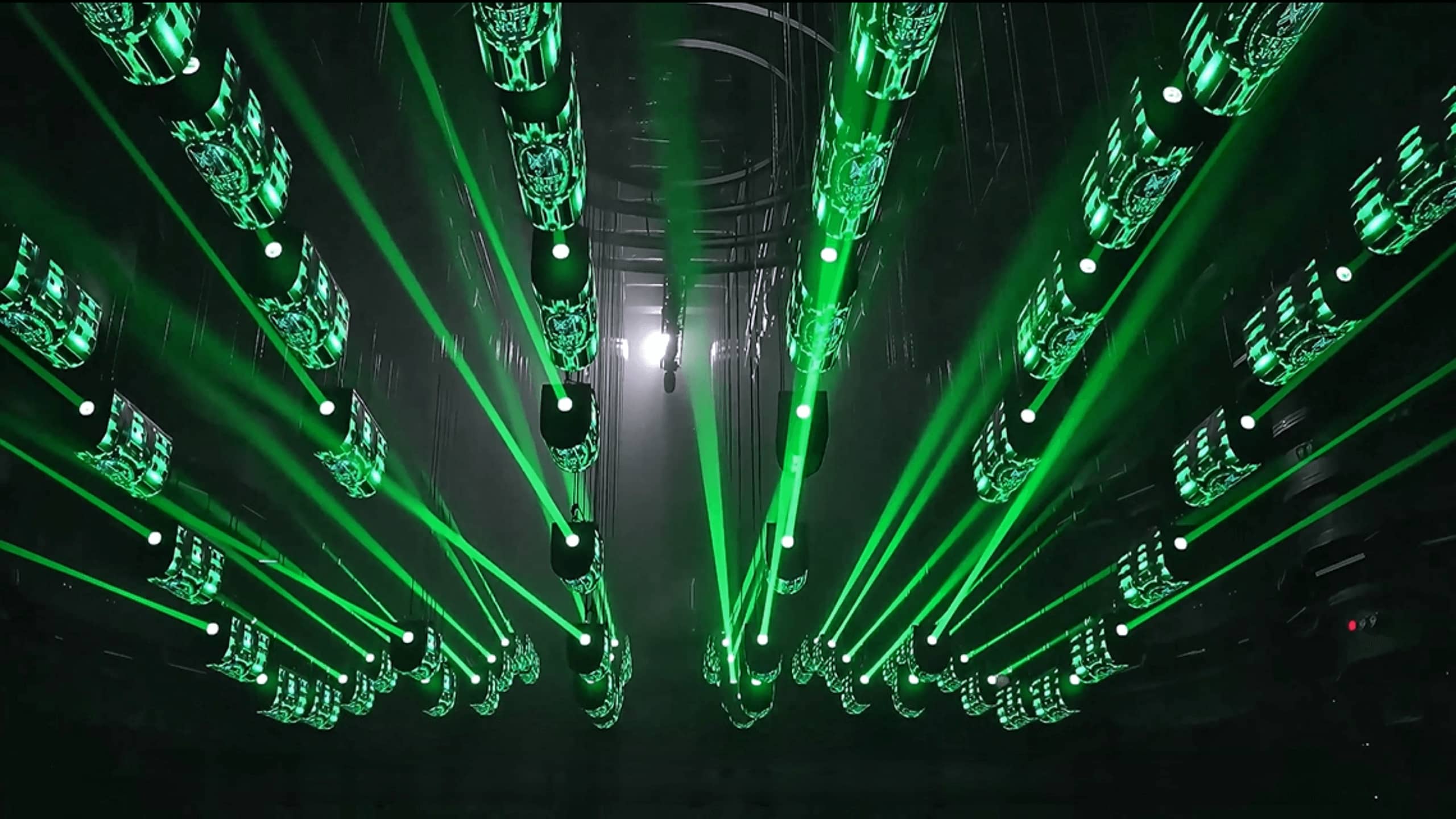 تكامل الحركة بـ 97 قناة - مشروع ملهى ليلي ثيرتين وولفز