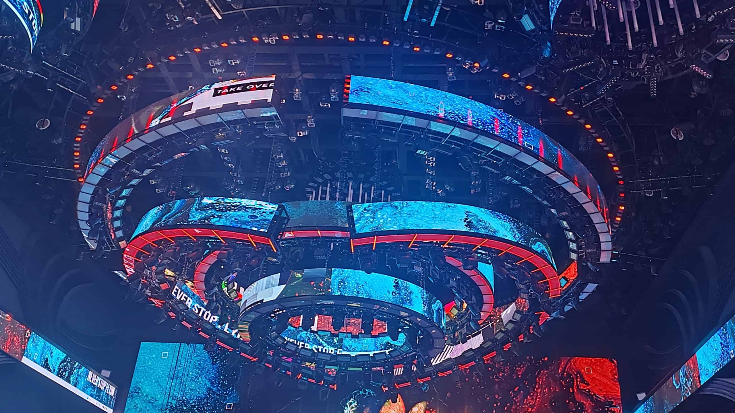 نظام التحكم الديناميكي في إضاءة نادي ميمي - كوالالمبور، ماليزيا